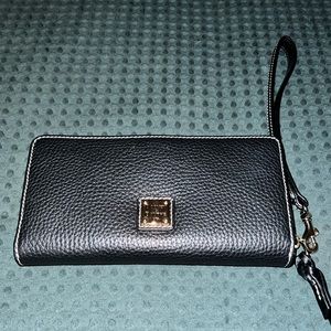 Dooney & Bourke Black Wristlet Wallet 7.5” x 4”